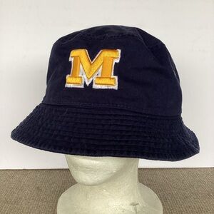 Newhattan University of Michigan Wolverines bucket hat size S/M